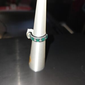 Elegant Silver and Green Women's Ring Hematite May 2025 Size 7